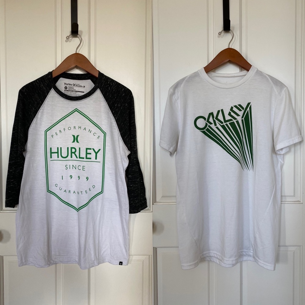 Hurley & Oakley graphic tees - set of 2